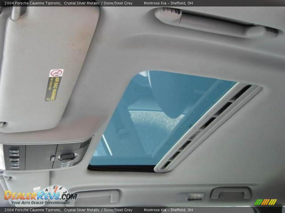2004 Porsche Cayenne Tiptronic Crystal Silver Metallic / Stone/Steel Grey Photo #19