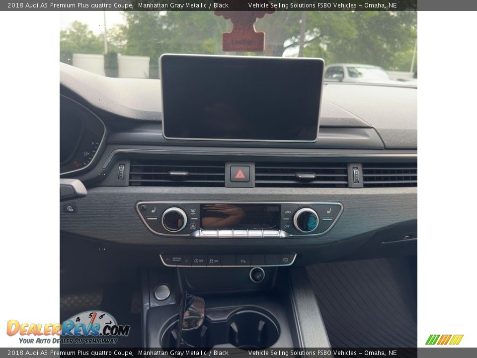 Controls of 2018 Audi A5 Premium Plus quattro Coupe Photo #11
