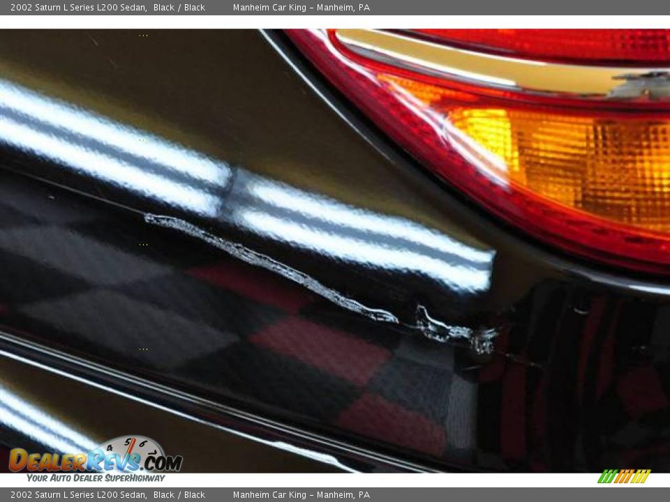 2002 Saturn L Series L200 Sedan Black / Black Photo #7