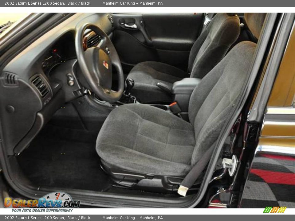 2002 Saturn L Series L200 Sedan Black / Black Photo #13