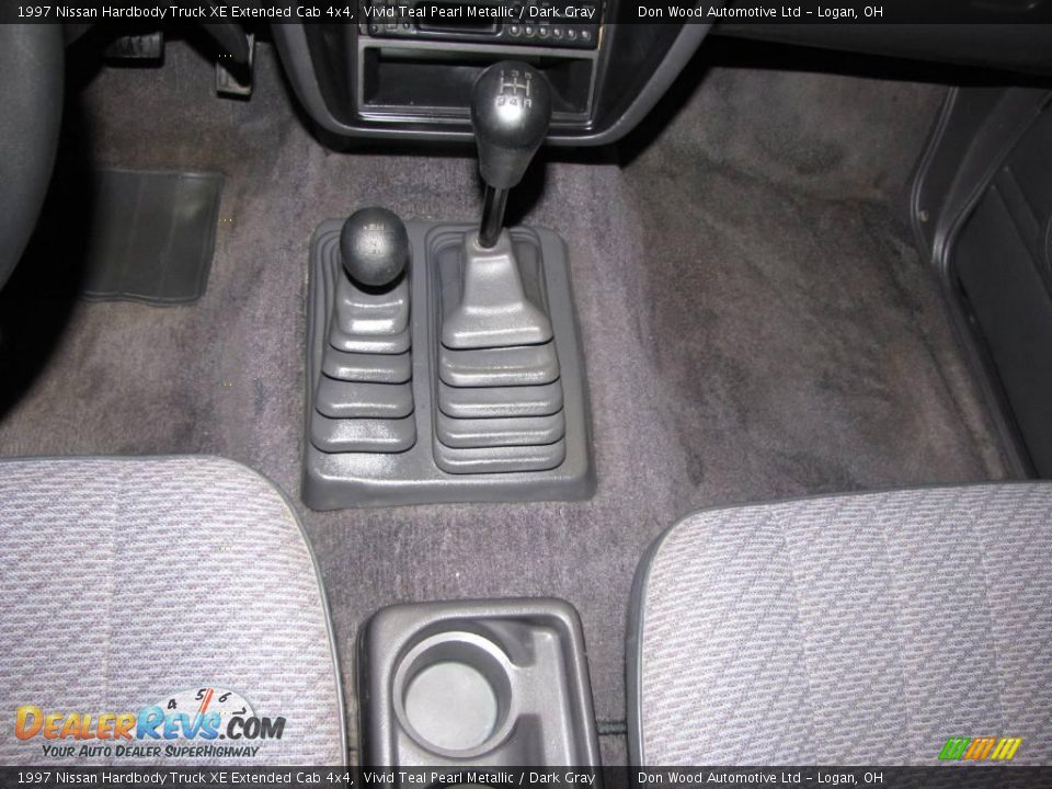 1997 Nissan Hardbody Truck XE Extended Cab 4x4 Vivid Teal Pearl Metallic / Dark Gray Photo #13