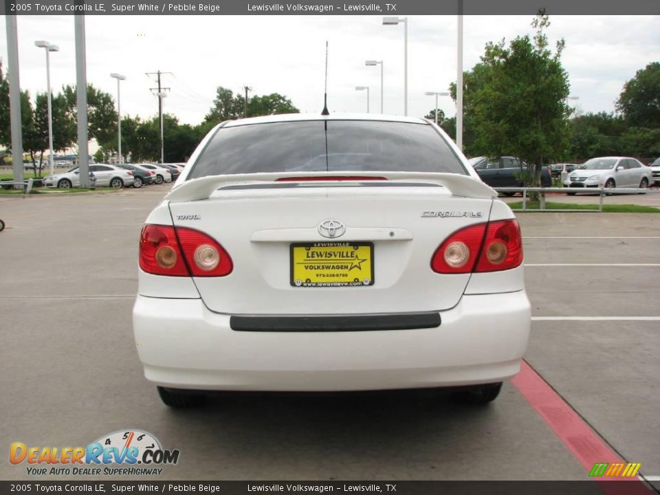 2005 Toyota Corolla LE Super White / Pebble Beige Photo #4