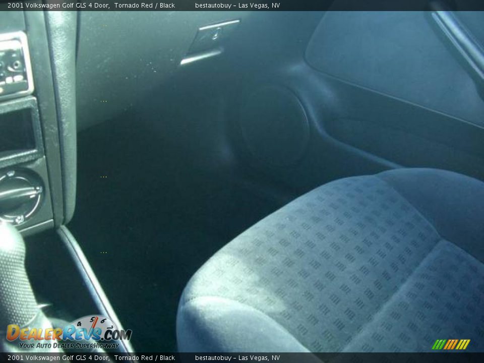 2001 Volkswagen Golf GLS 4 Door Tornado Red / Black Photo #17