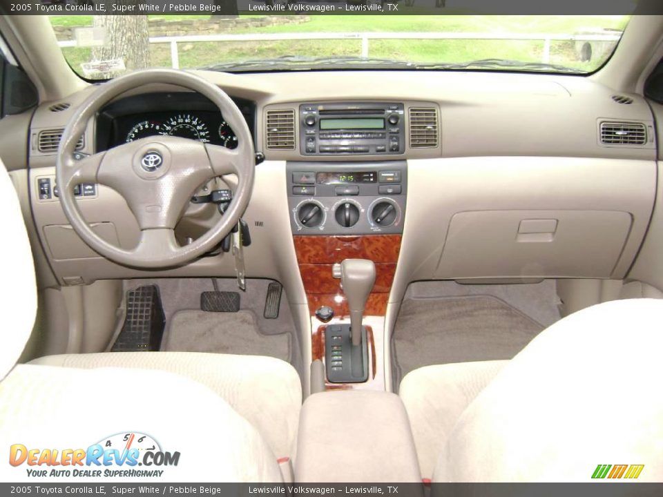 2005 Toyota Corolla LE Super White / Pebble Beige Photo #13