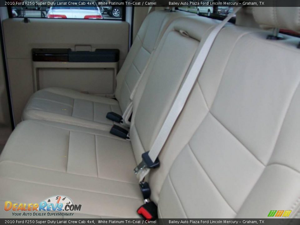 2010 Ford F250 Super Duty Lariat Crew Cab 4x4 White Platinum Tri-Coat / Camel Photo #4