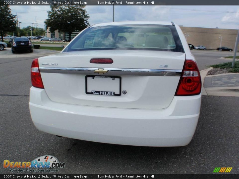 2007 Chevrolet Malibu LS Sedan White / Cashmere Beige Photo #4