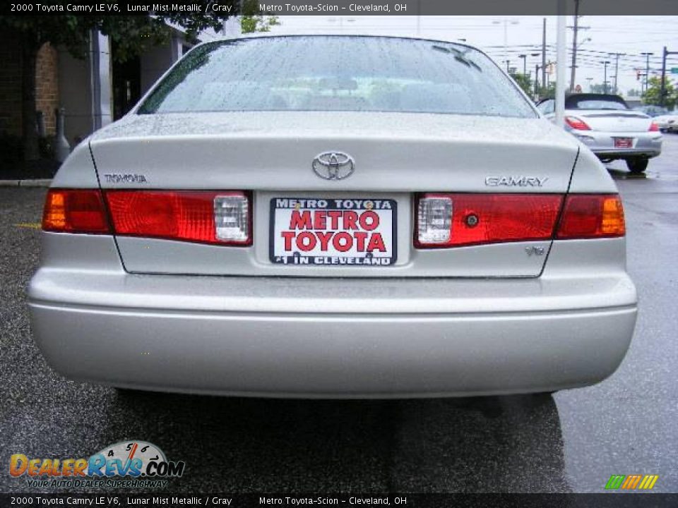 2000 Toyota Camry LE V6 Lunar Mist Metallic / Gray Photo #4