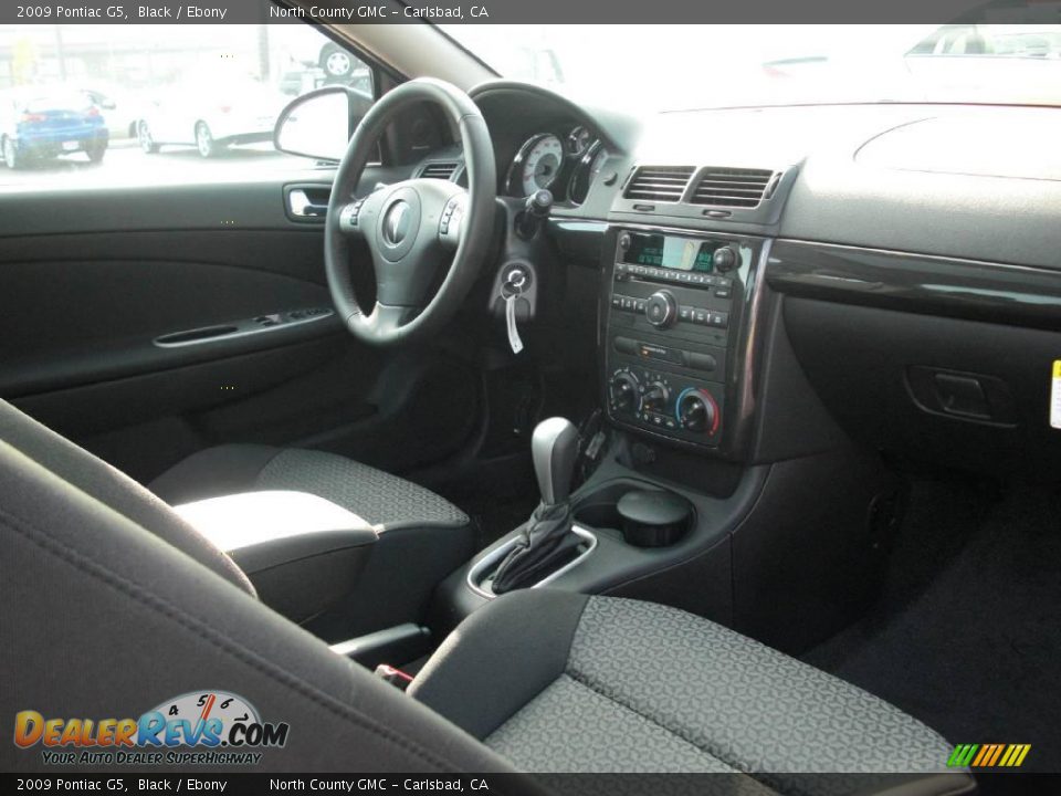 2009 Pontiac G5 Black / Ebony Photo #27