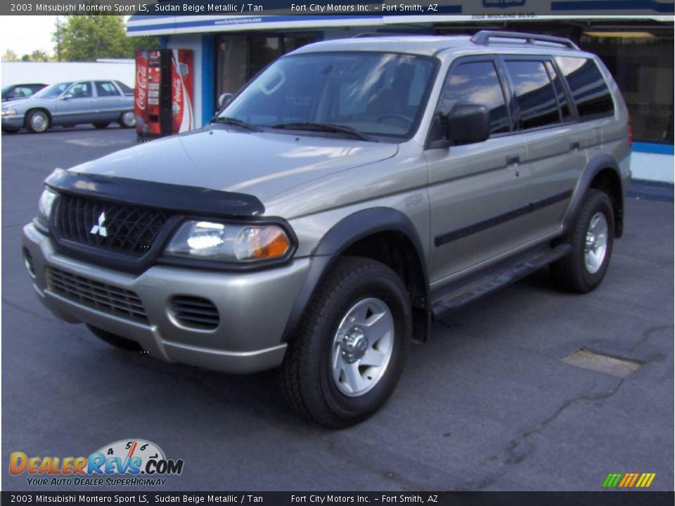 2003 Mitsubishi Montero Sport LS Sudan Beige Metallic / Tan Photo #1