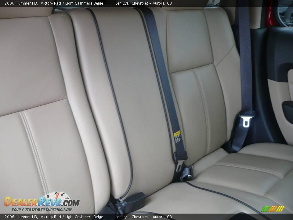 2006 Hummer H3 Victory Red / Light Cashmere Beige Photo #16
