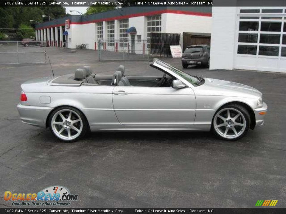 2002 BMW 3 Series 325i Convertible Titanium Silver Metallic / Grey Photo #2