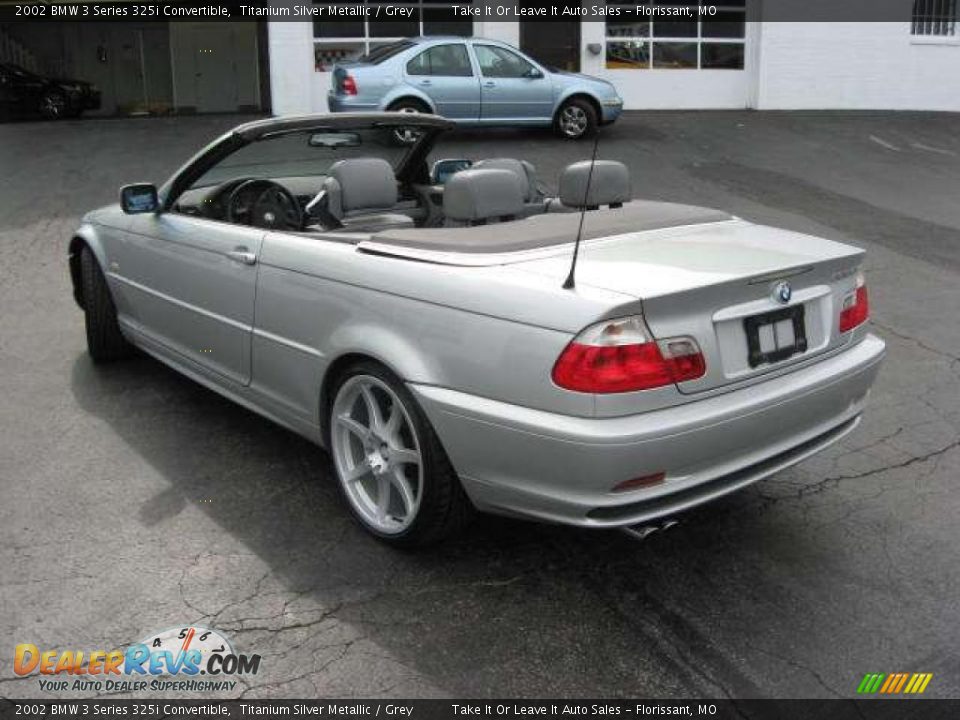 2002 BMW 3 Series 325i Convertible Titanium Silver Metallic / Grey Photo #4