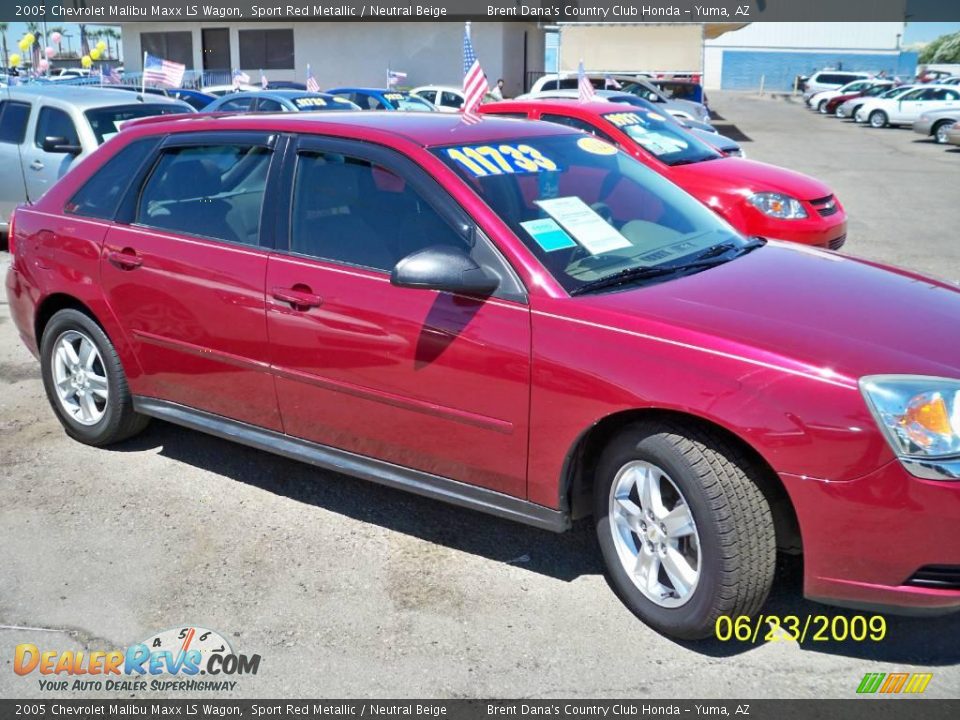 2005 Chevrolet Malibu Maxx LS Wagon Sport Red Metallic / Neutral Beige Photo #1