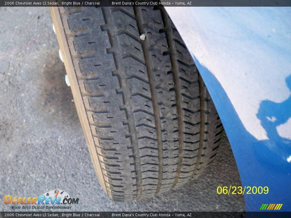 2006 Chevrolet Aveo LS Sedan Bright Blue / Charcoal Photo #9