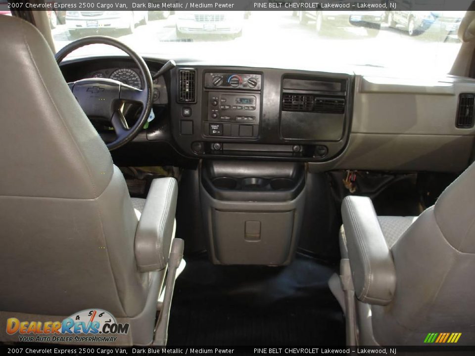 2007 Chevrolet Express 2500 Cargo Van Dark Blue Metallic / Medium Pewter Photo #11
