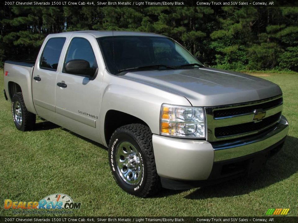 2007 Chevrolet Silverado 1500 LT Crew Cab 4x4 Silver Birch Metallic / Light Titanium/Ebony Black Photo #9