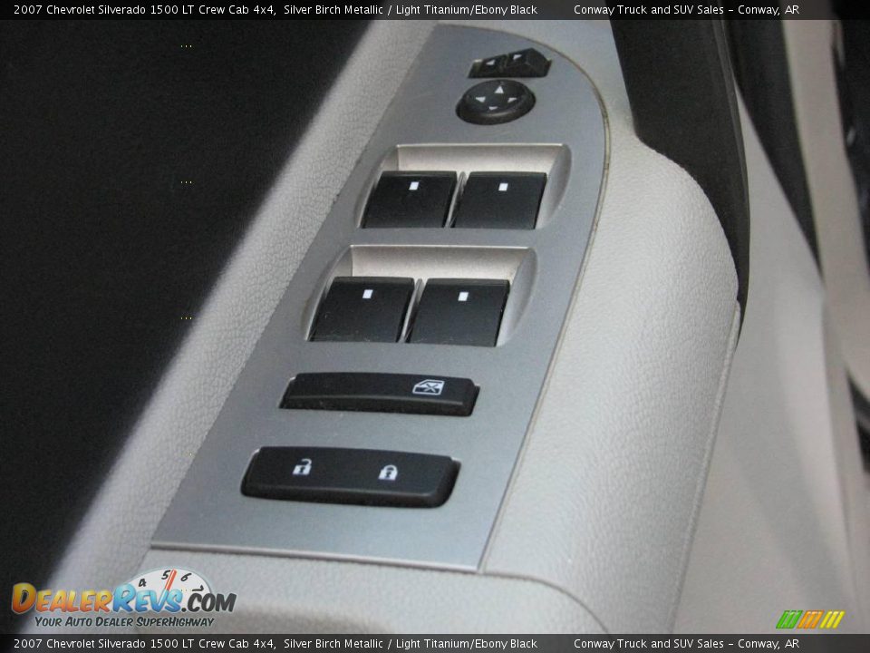 2007 Chevrolet Silverado 1500 LT Crew Cab 4x4 Silver Birch Metallic / Light Titanium/Ebony Black Photo #21