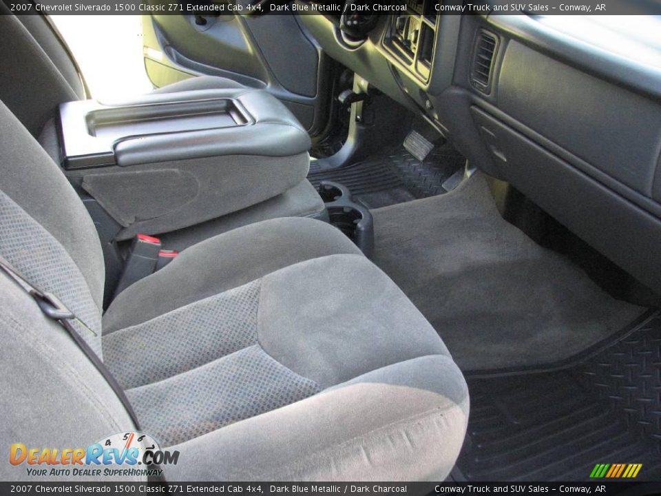 2007 Chevrolet Silverado 1500 Classic Z71 Extended Cab 4x4 Dark Blue Metallic / Dark Charcoal Photo #11