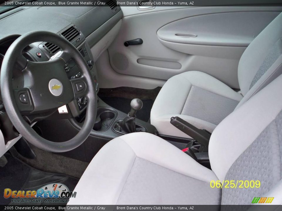 2005 Chevrolet Cobalt Coupe Blue Granite Metallic / Gray Photo #3