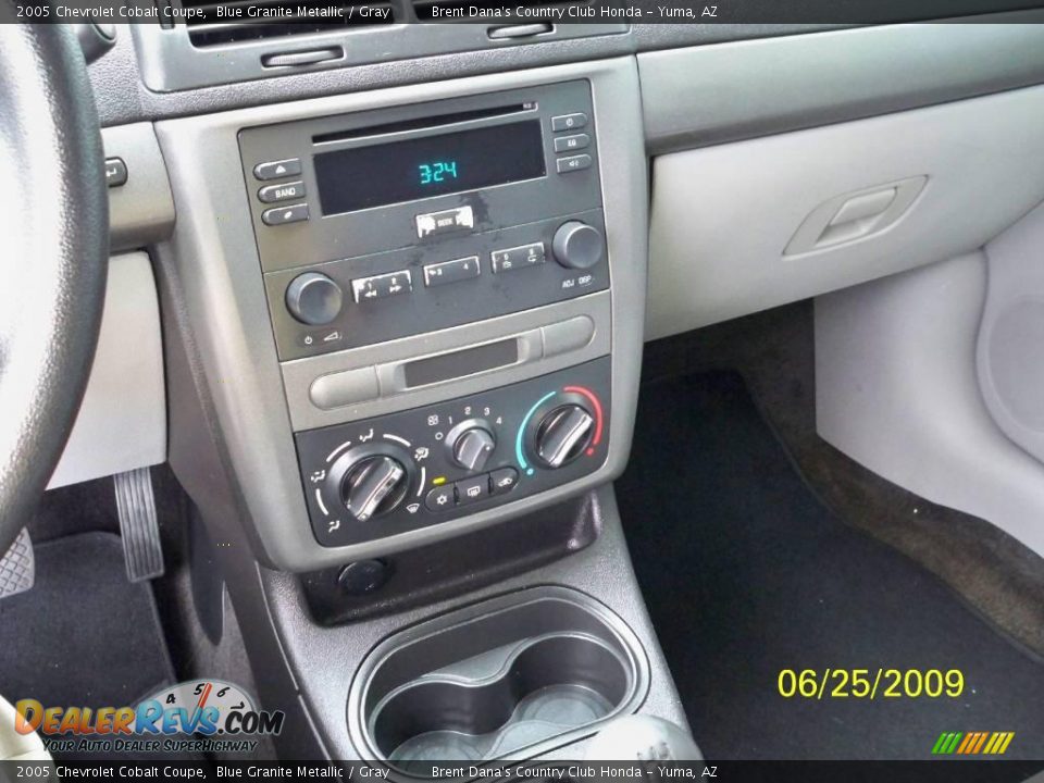 2005 Chevrolet Cobalt Coupe Blue Granite Metallic / Gray Photo #6