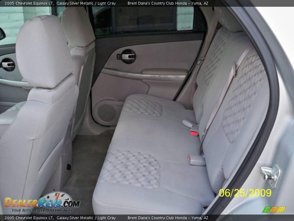 2005 Chevrolet Equinox LT Galaxy Silver Metallic / Light Gray Photo #5
