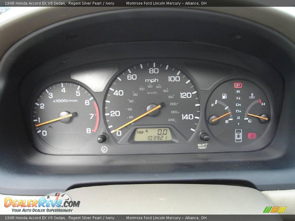 1998 Honda Accord EX V6 Sedan Regent Silver Pearl / Ivory Photo #26