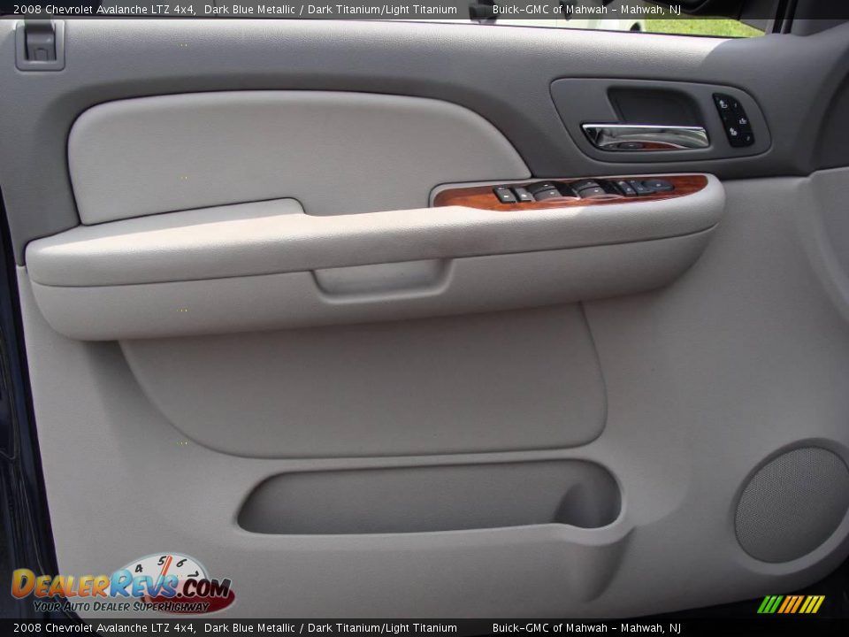 2008 Chevrolet Avalanche LTZ 4x4 Dark Blue Metallic / Dark Titanium/Light Titanium Photo #7