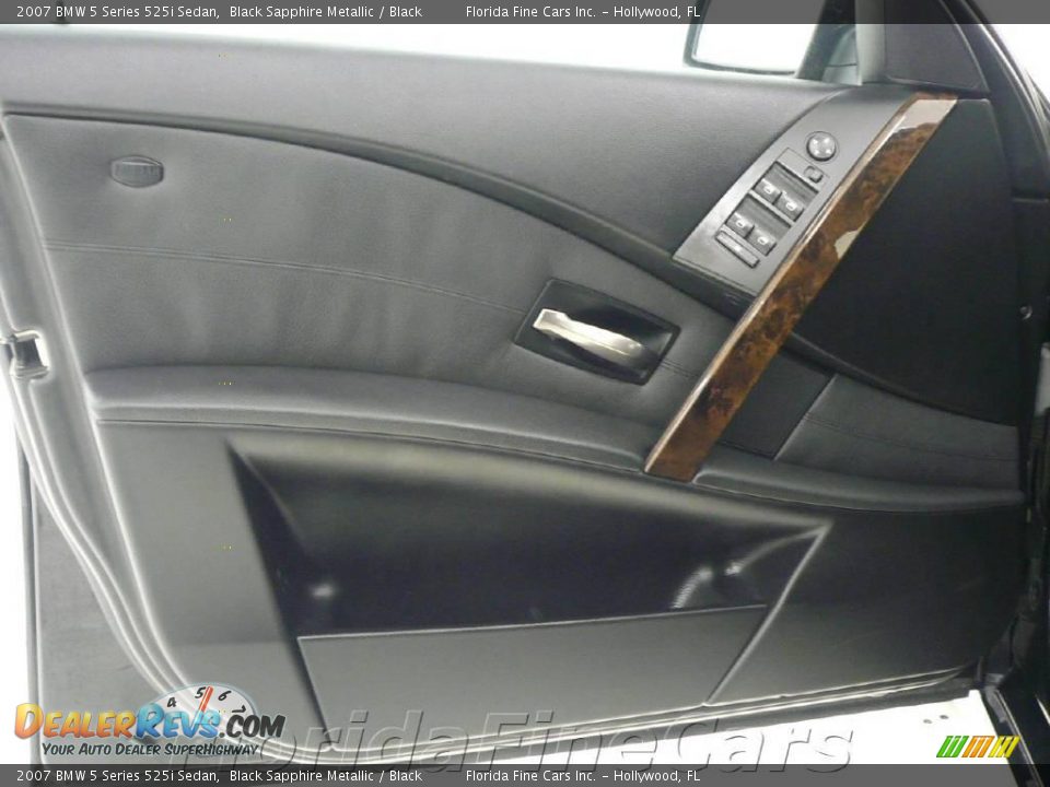 2007 BMW 5 Series 525i Sedan Black Sapphire Metallic / Black Photo #11