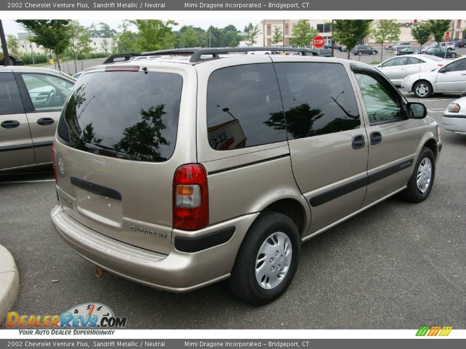 2002 Chevrolet Venture Plus Sandrift Metallic / Neutral Photo #4