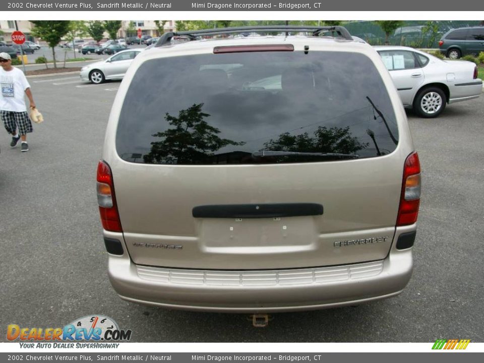 2002 Chevrolet Venture Plus Sandrift Metallic / Neutral Photo #5