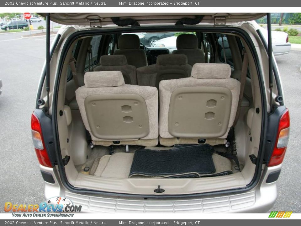 2002 Chevrolet Venture Plus Sandrift Metallic / Neutral Photo #8