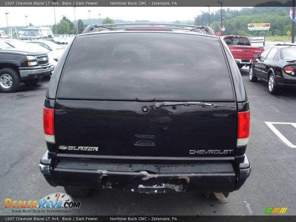 1997 Chevrolet Blazer LT 4x4 Black / Dark Pewter Photo #3