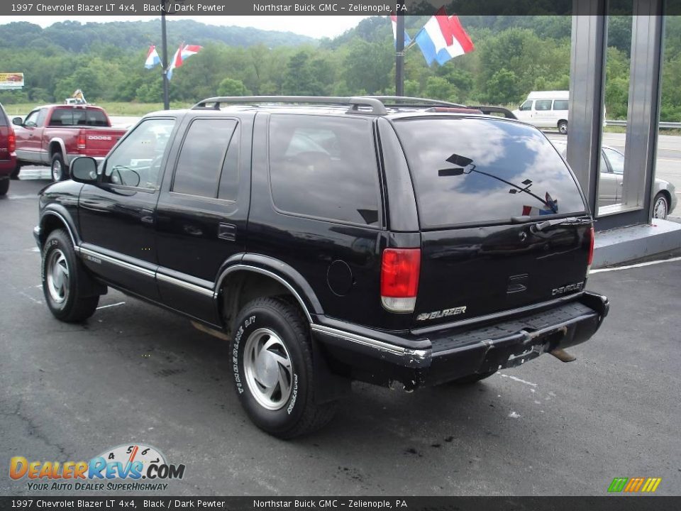 1997 Chevrolet Blazer LT 4x4 Black / Dark Pewter Photo #4