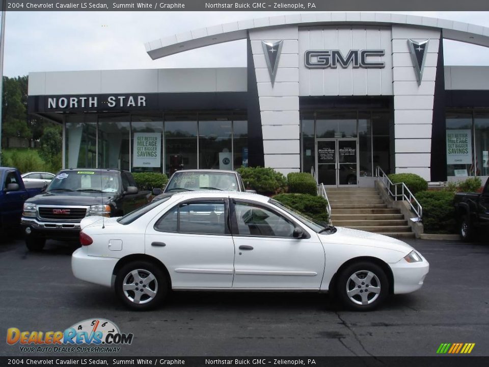 2004 Chevrolet Cavalier LS Sedan Summit White / Graphite Photo #1