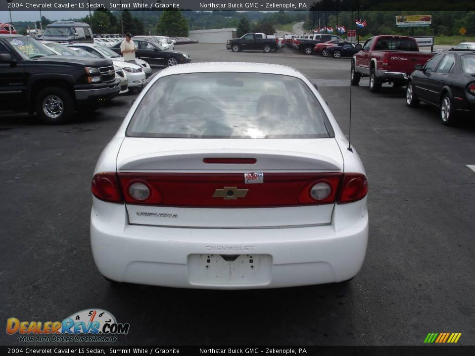 2004 Chevrolet Cavalier LS Sedan Summit White / Graphite Photo #3