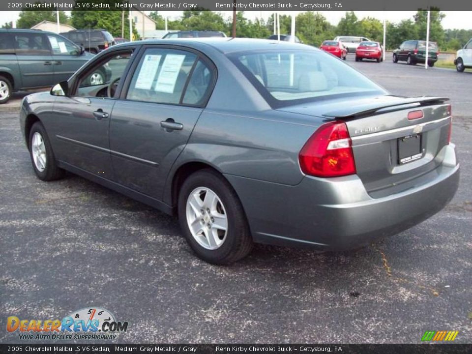 2005 Chevrolet Malibu LS V6 Sedan Medium Gray Metallic / Gray Photo #3