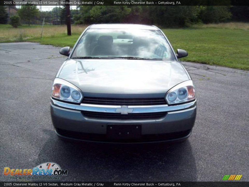 2005 Chevrolet Malibu LS V6 Sedan Medium Gray Metallic / Gray Photo #12