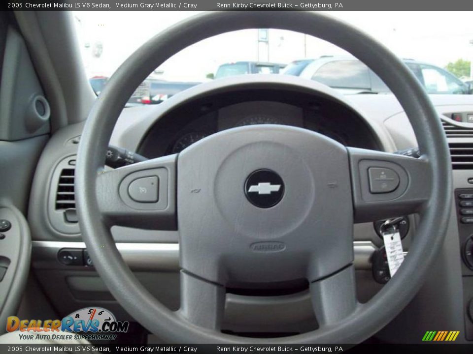 2005 Chevrolet Malibu LS V6 Sedan Medium Gray Metallic / Gray Photo #19