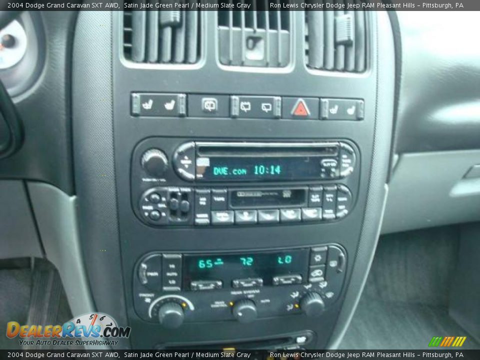2004 Dodge Grand Caravan SXT AWD Satin Jade Green Pearl / Medium Slate Gray Photo #23