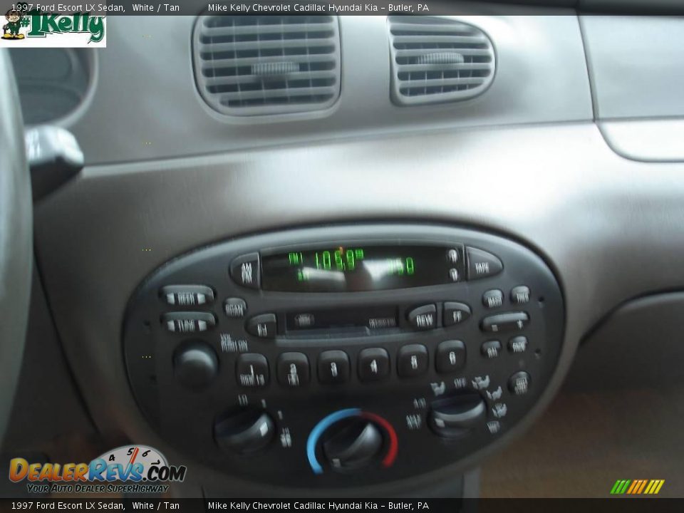 1997 Ford Escort LX Sedan White / Tan Photo #17