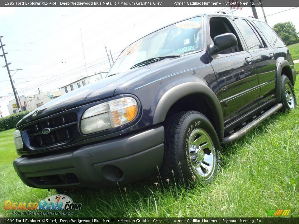 1999 Ford Explorer XLS 4x4 Deep Wedgewood Blue Metallic / Medium Graphite Grey Photo #1