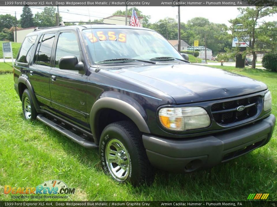 1999 Ford Explorer XLS 4x4 Deep Wedgewood Blue Metallic / Medium Graphite Grey Photo #2