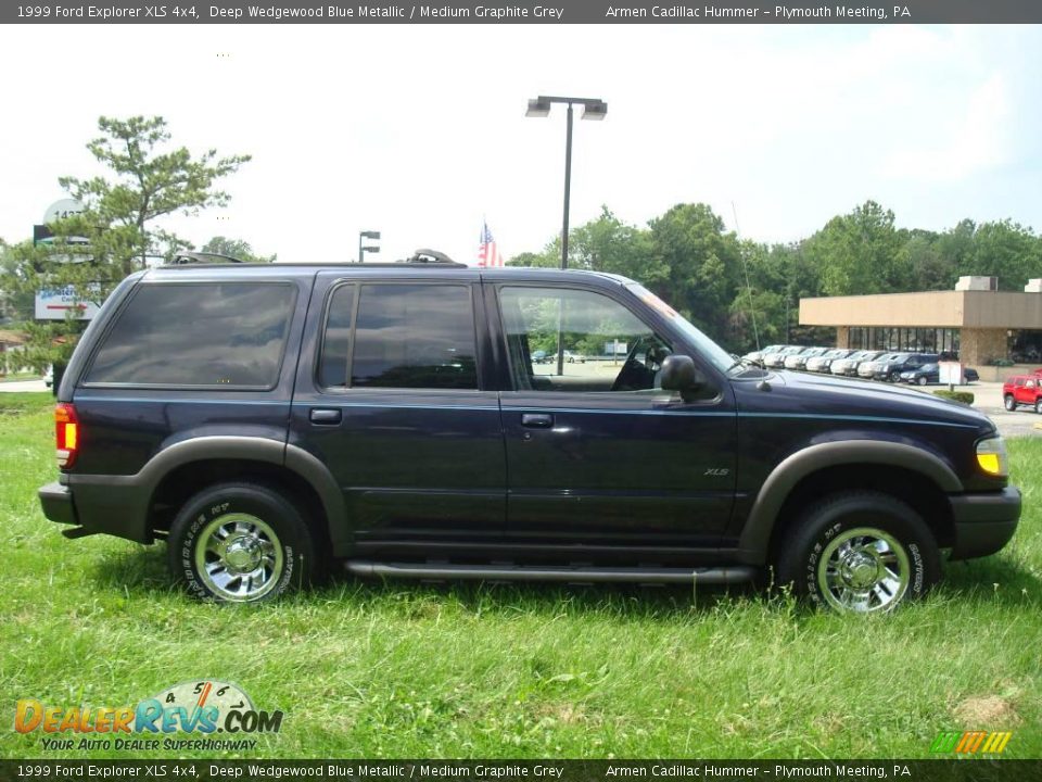 1999 Ford Explorer XLS 4x4 Deep Wedgewood Blue Metallic / Medium Graphite Grey Photo #5