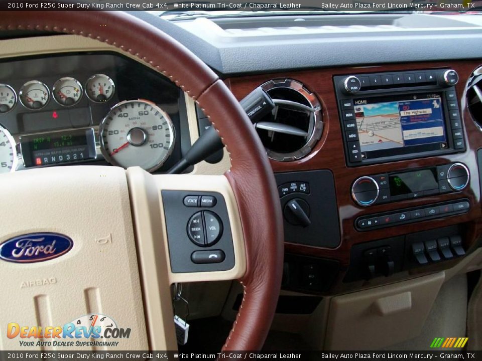 2010 Ford F250 Super Duty King Ranch Crew Cab 4x4 White Platinum Tri-Coat / Chaparral Leather Photo #3