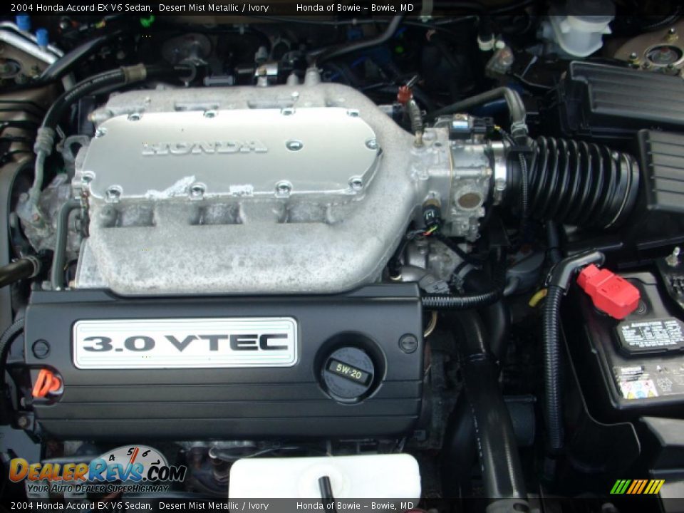 2004 Honda Accord EX V6 Sedan Desert Mist Metallic / Ivory Photo #9