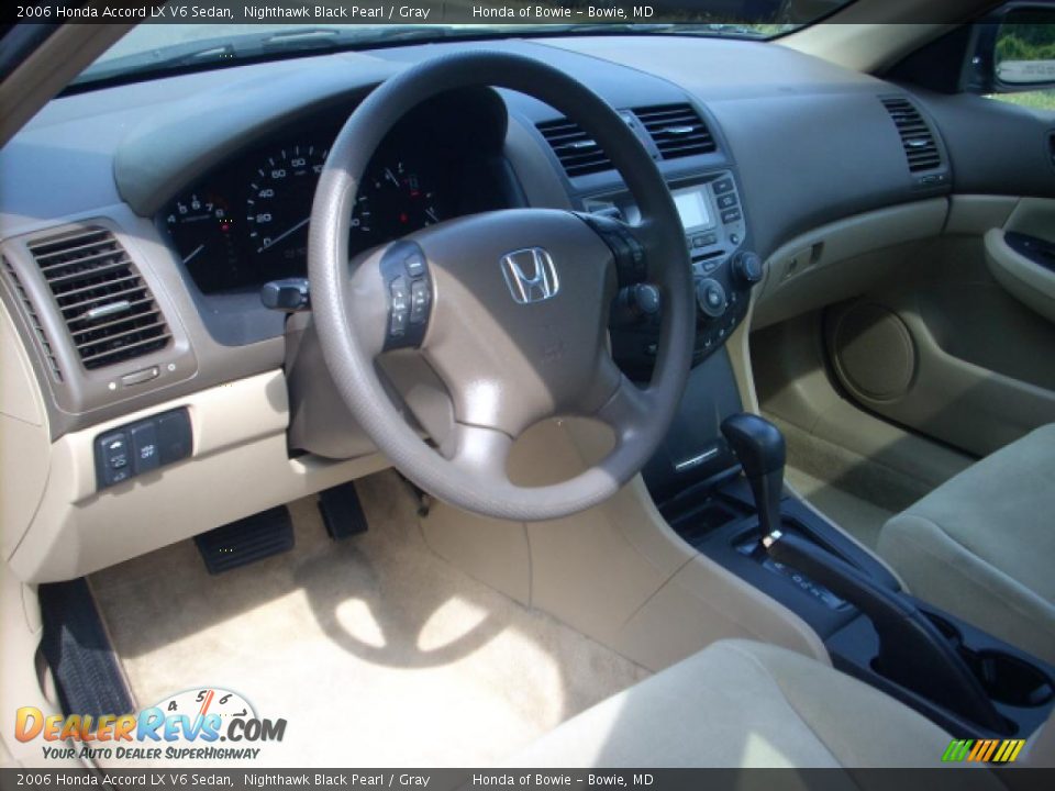 2006 Honda Accord LX V6 Sedan Nighthawk Black Pearl / Gray Photo #11