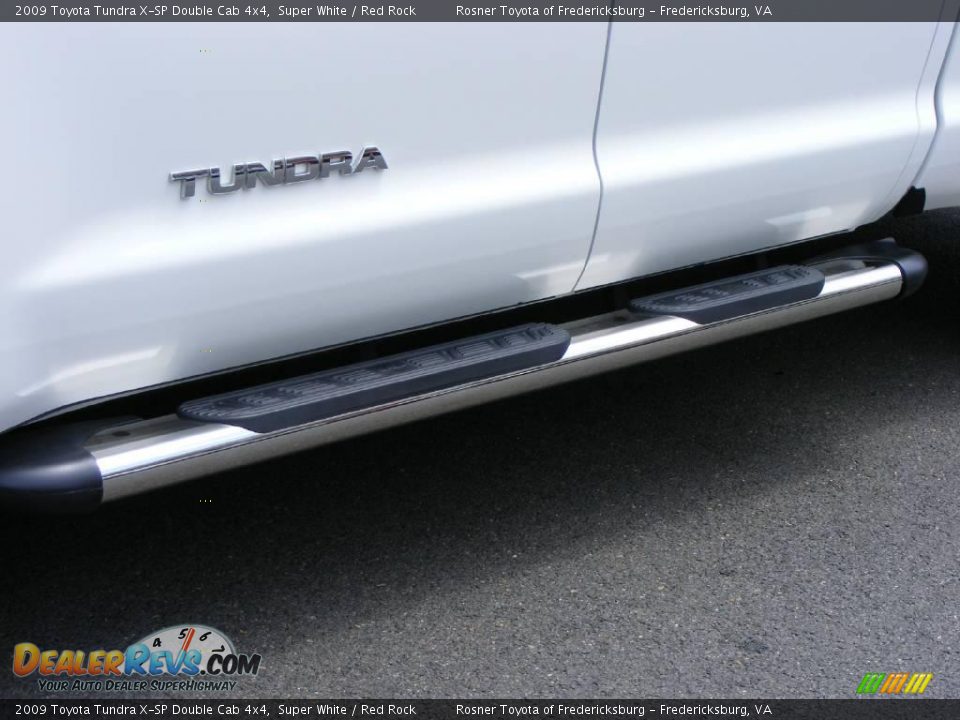 2009 Toyota Tundra X-SP Double Cab 4x4 Super White / Red Rock Photo #16