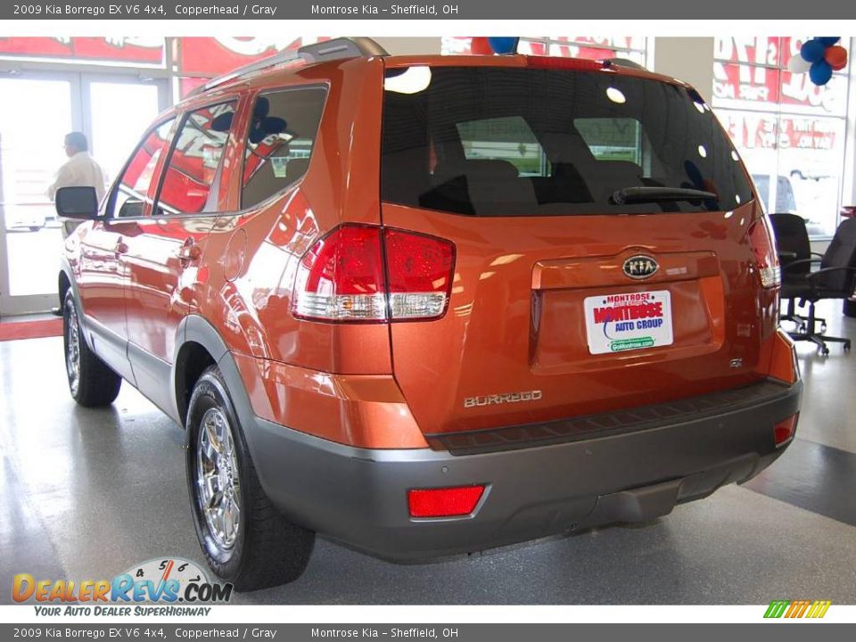 2009 Kia Borrego EX V6 4x4 Copperhead / Gray Photo #4