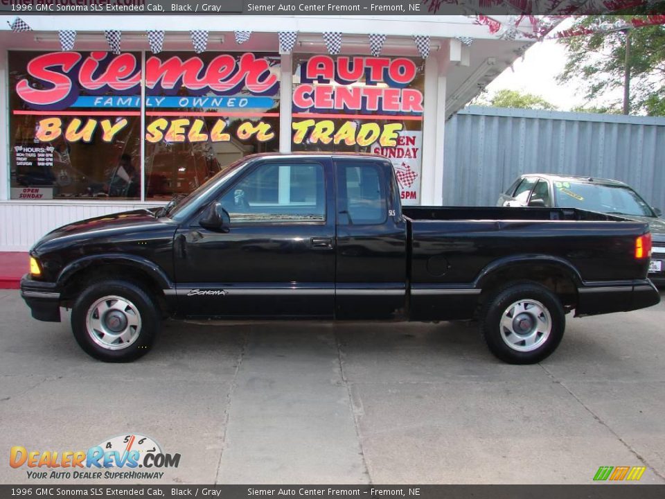 1996 GMC Sonoma SLS Extended Cab Black / Gray Photo #1