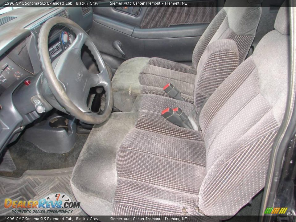 1996 GMC Sonoma SLS Extended Cab Black / Gray Photo #17
